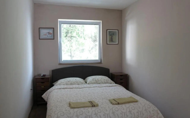 Modern&Cozy Bosnian house with GARDEN+FREE parking