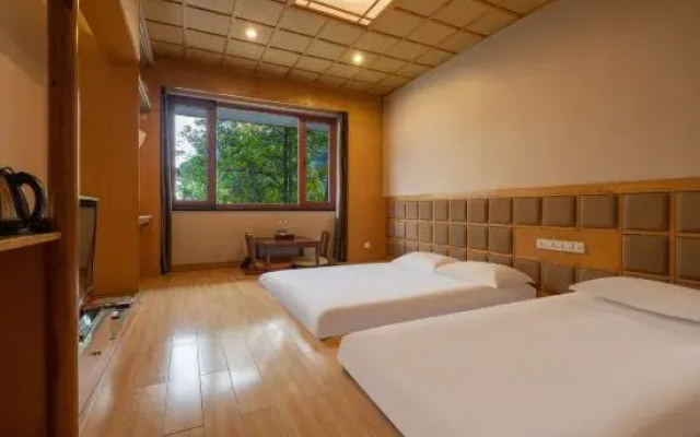 Tanfeng Hot Spring Resort