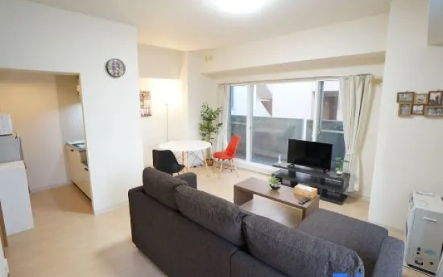 IK Minami 6-jo Residence Unit 901