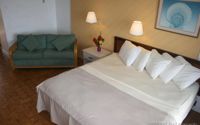 Hotel on the Cay