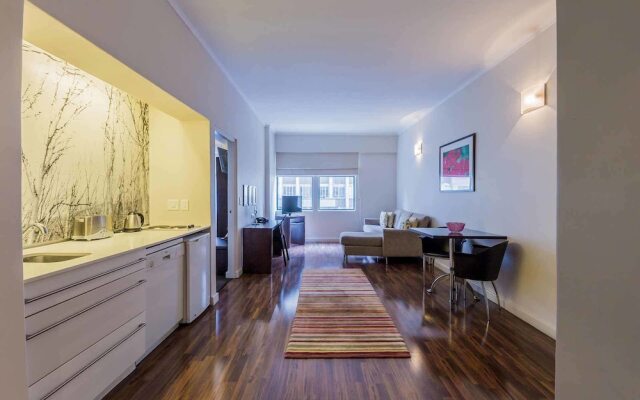 Adderley Hotel