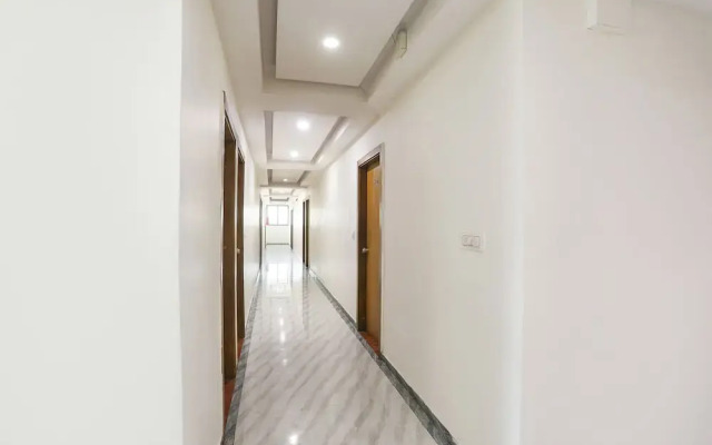 Fabhotel Raj Villa