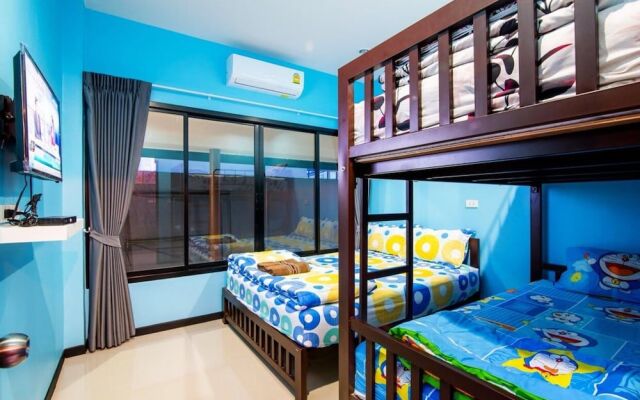 Grand Prix Pool Villa