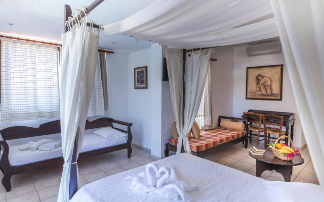 Creta Aquamarine Hotel