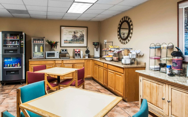 Suburban Extended Stay Hotel East