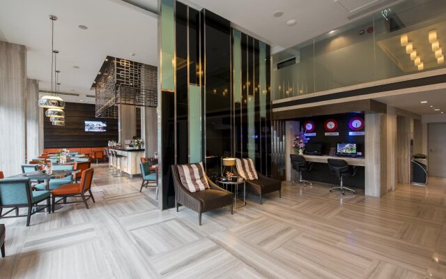 FX Hotel Metrolink Makkasan