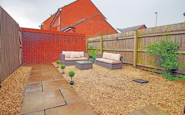 Isla House - Newport City Centre - Sleeps 7