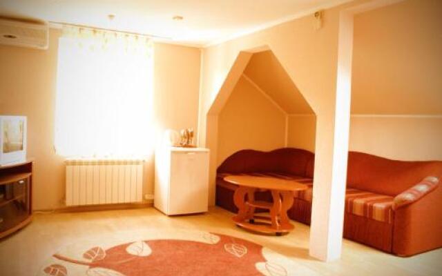Cozy Rooms