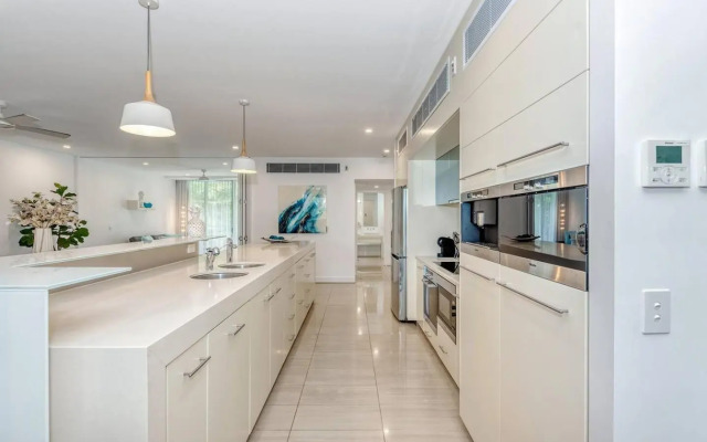 Beachfront Condo 5301 at Drift Resort