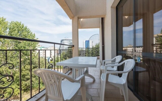 One Bedroom Apartment with Balcony