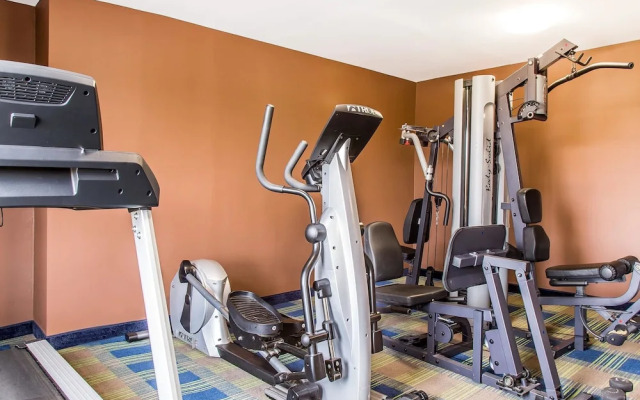 Comfort Inn & Suites