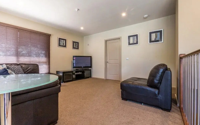 Broadwater By The Beach - With Heated Outdoor Spa