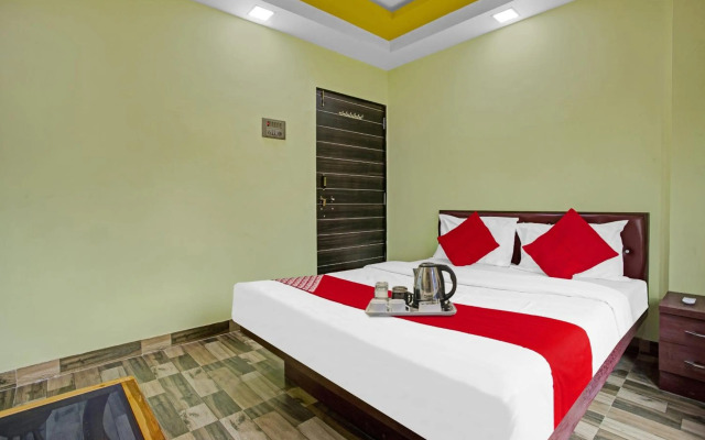 OYO 70016 Om Sai Ram Residency