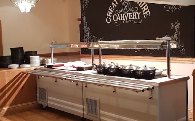 The George Carvery & Hotel