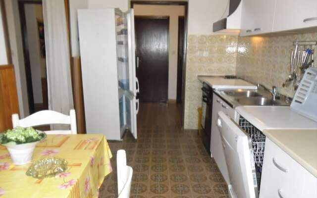 Apartments Josip / Three Bedrooms A1