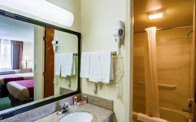 Econo Lodge Christiansburg-Blacksburg I-81