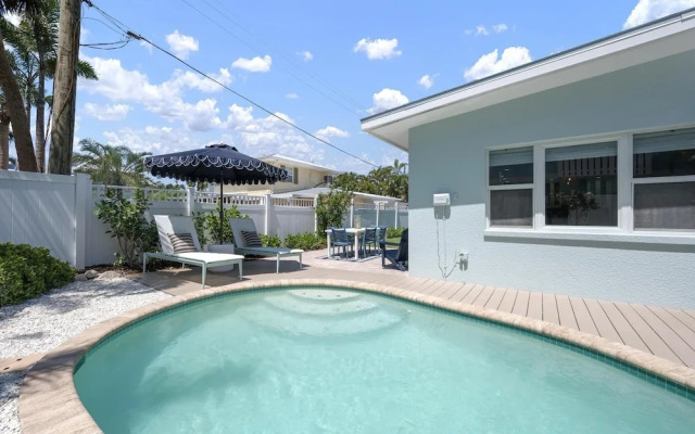 Latitude Adjustment Ami 3 Bedroom Home