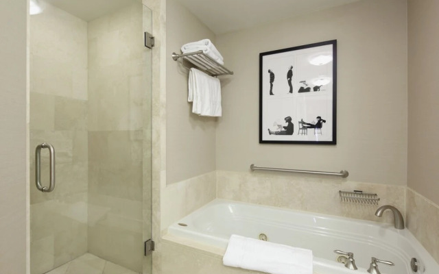 Residences at Fontainebleau Miami