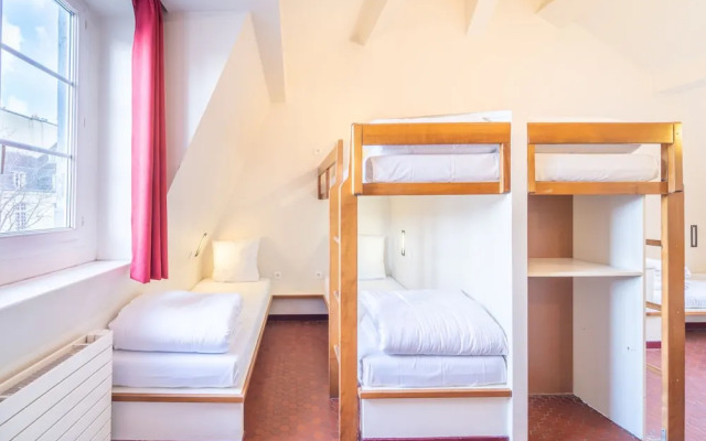 MIJE Fauconnier - Fourcy - Maubuisson - Hostel