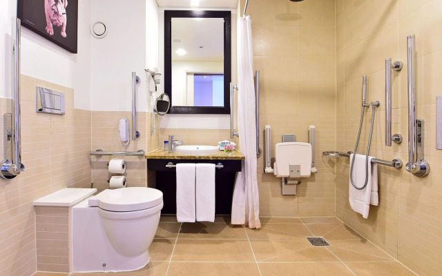 Отель Pestana Chelsea Bridge Hotel & Spa