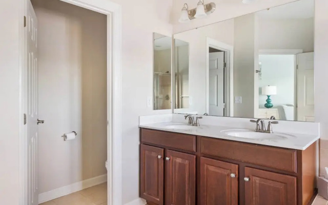 Hidden Paradise Coastal Views!