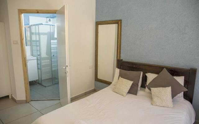 Dream Beach TLV Boutique Hotel