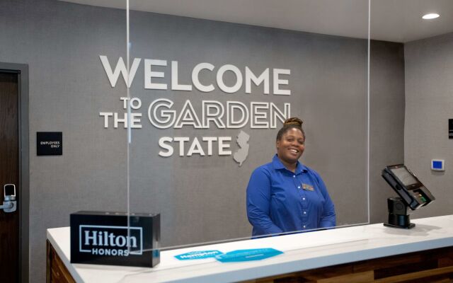 Hampton Inn & Suites Deptford