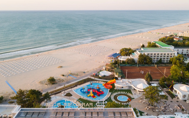 MARITIM Paradise Blue Hotel & Spa