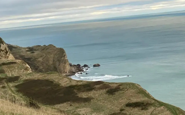 Seaview,sleeps 4to6,pet Friendly, Parking
