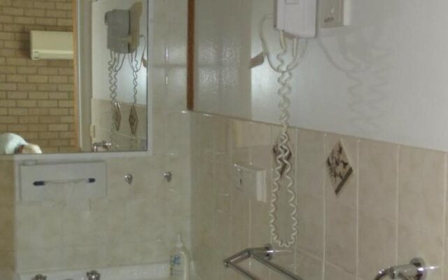 Beachview Motel - Adults Only