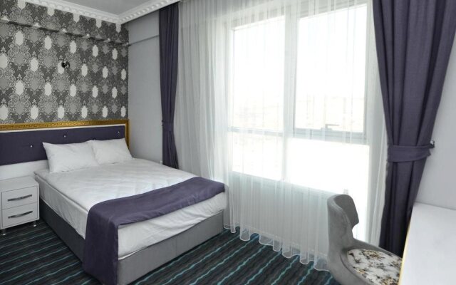 Grand Surmely Business Hotel