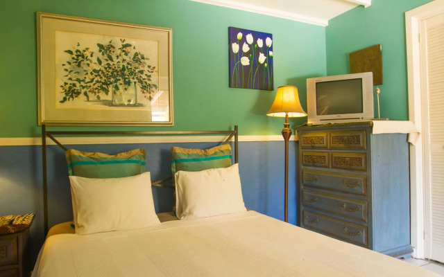 Beach House Aruba Apartments