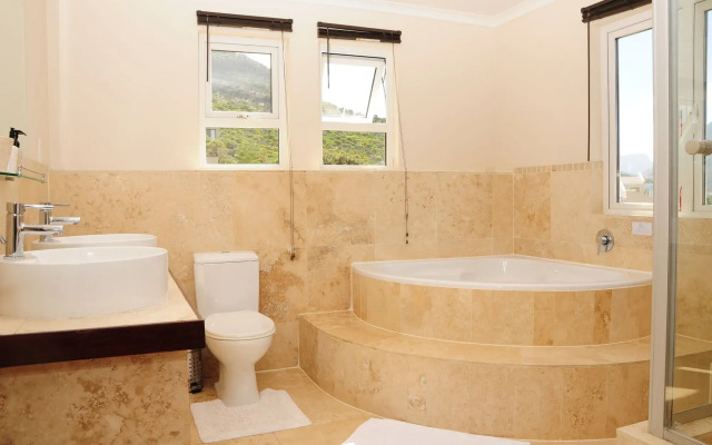 Hout Bay Breeze