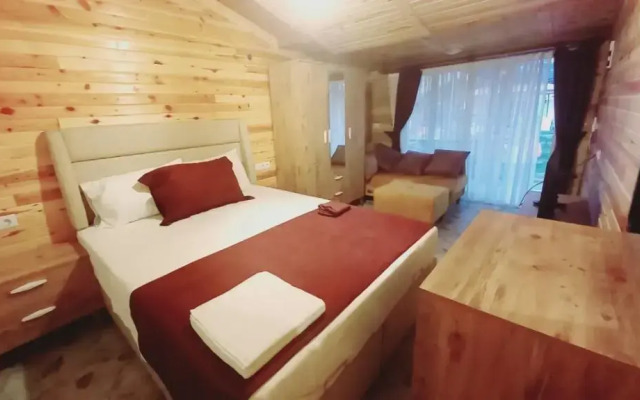 Zeyos Lodge Hotel&Restaurant