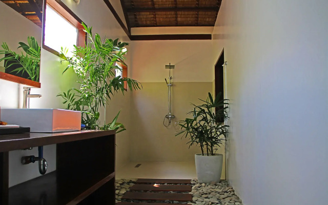 Last Frontier Beach Resort - Adults Only