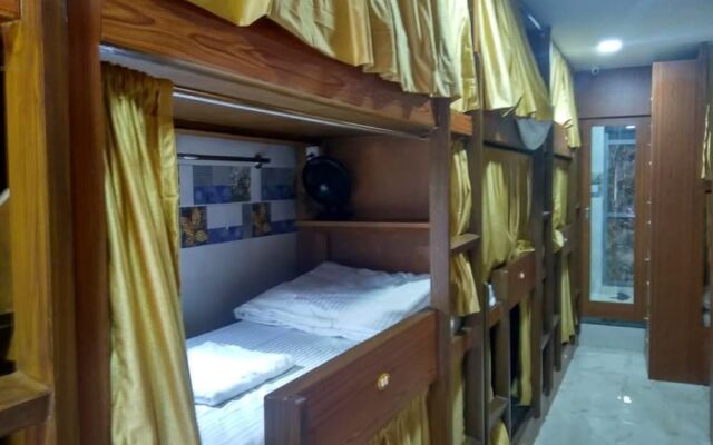 Ahlan Dormitory - Hostel