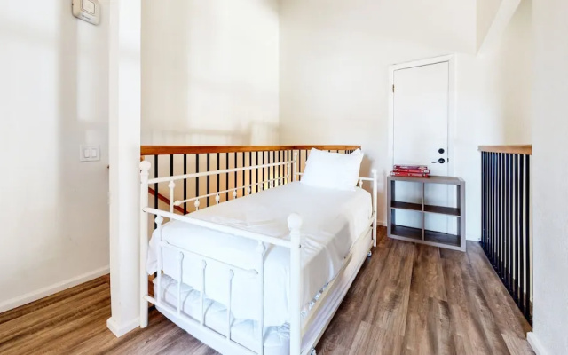 Crestview #2 - Close to The Village, Near Year-round Outdoor Activities