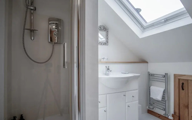 Highfield - 3 Bed - Llanmadoc