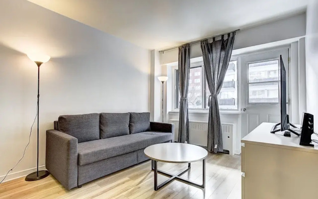 Destination Stays McGill Plaza DT MTL