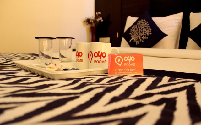 OYO Premium Sikandarpur Metro 2