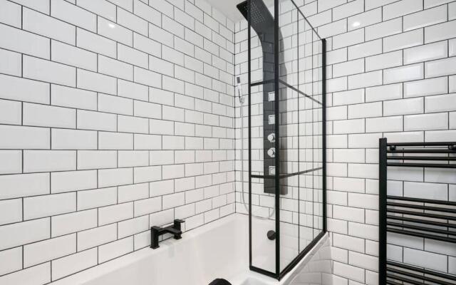 Manchester Warehouse Apartment by Jacksonheim Residences