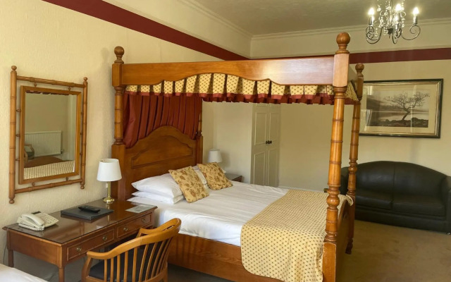 Canterbury Hotel
