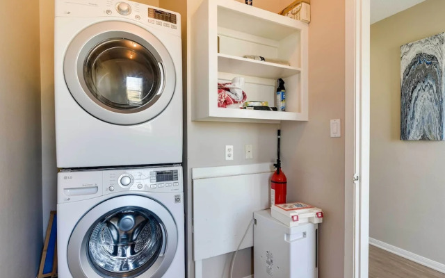Pet-friendly Galveston Home w/ Wraparound Deck