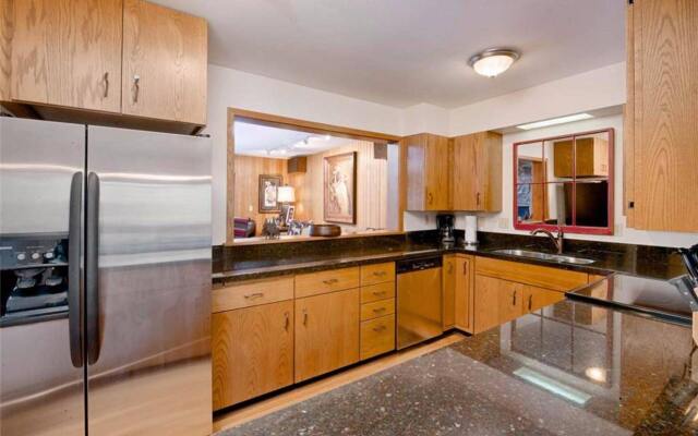 Wind River Teton Village by JHRL