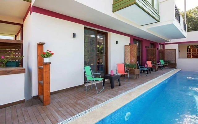 Çeşmekeş Hotel