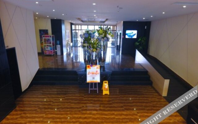 Pujiang Yinglan Hepan Hotel