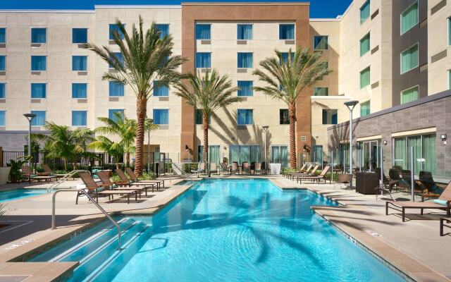 Courtyard by Marriott Los Angeles LAX/Hawthorne
