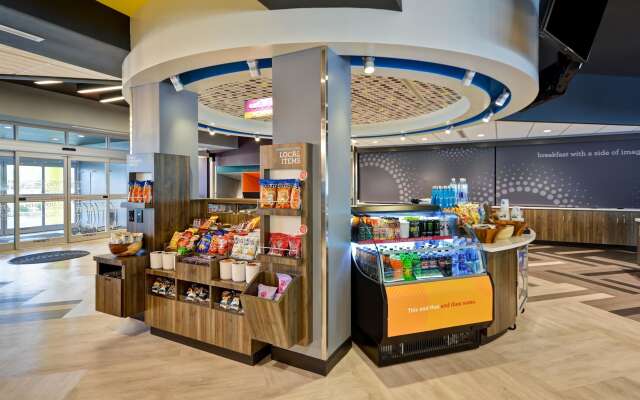 Tru by Hilton Chicopee Springfield