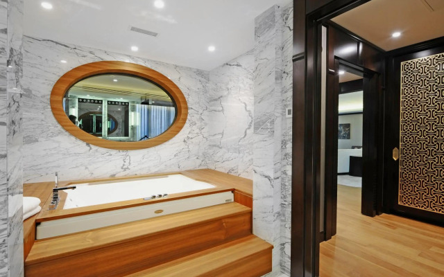 Crowne Plaza BURSA by IHG