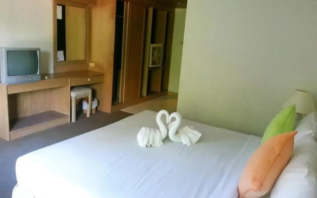 Takiab Beach Resort
